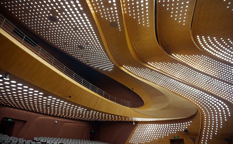 內(nèi)蒙古烏蘭察布劇院微孔吸音板聲學工程-1